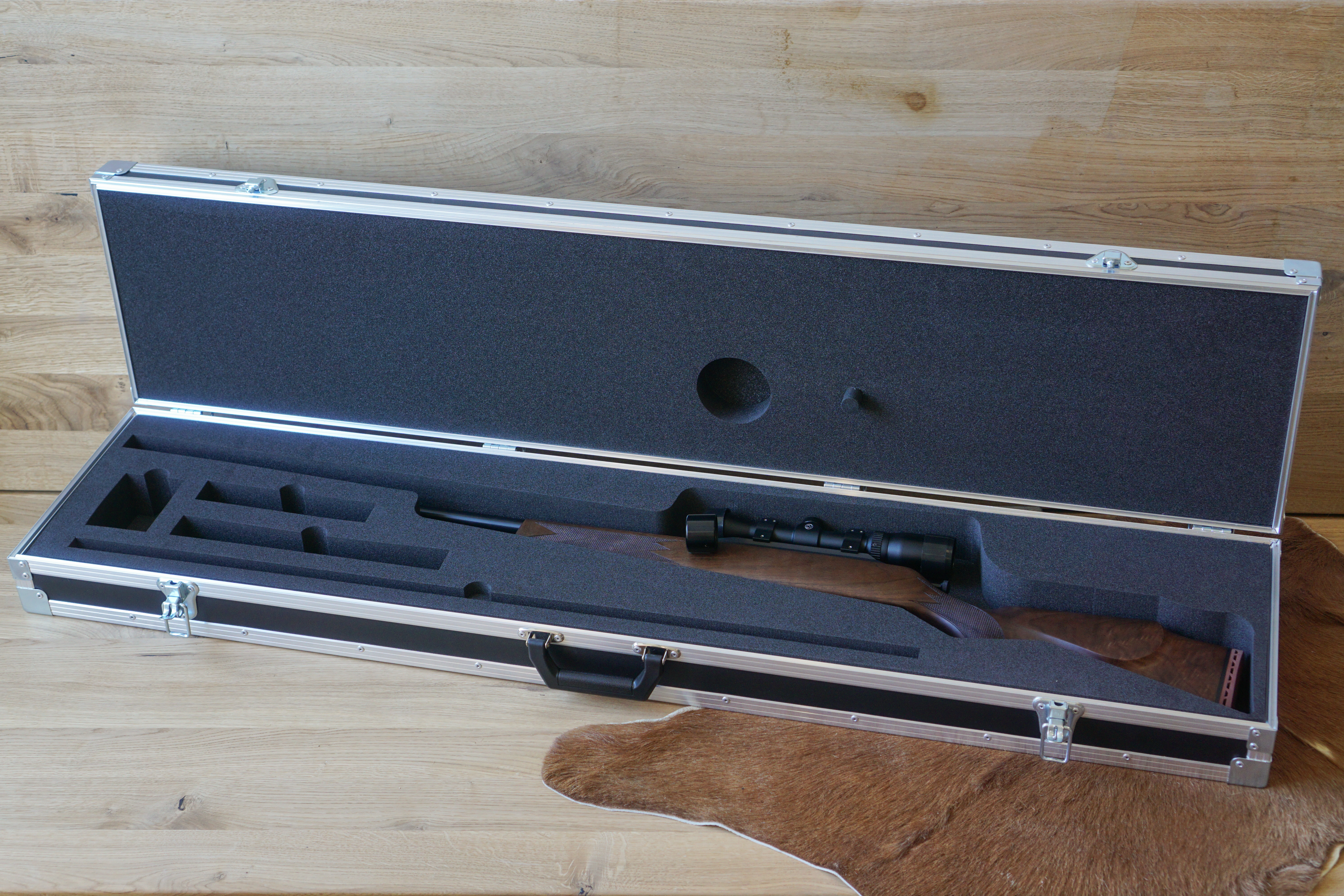 Hard case for projector model IM