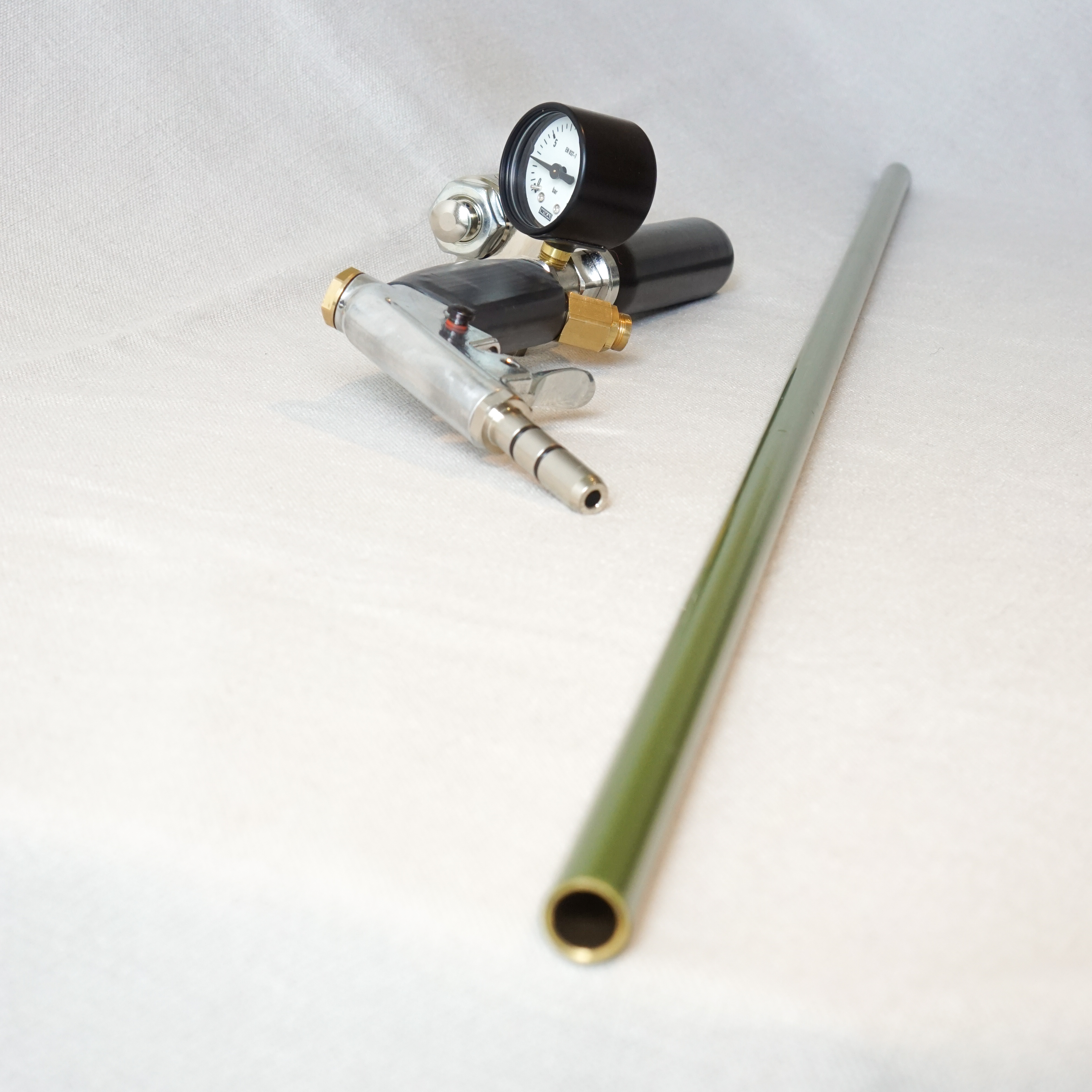 Co2 dart projector, MAX exit energy 7.5 Joule 
11mm bore barrel